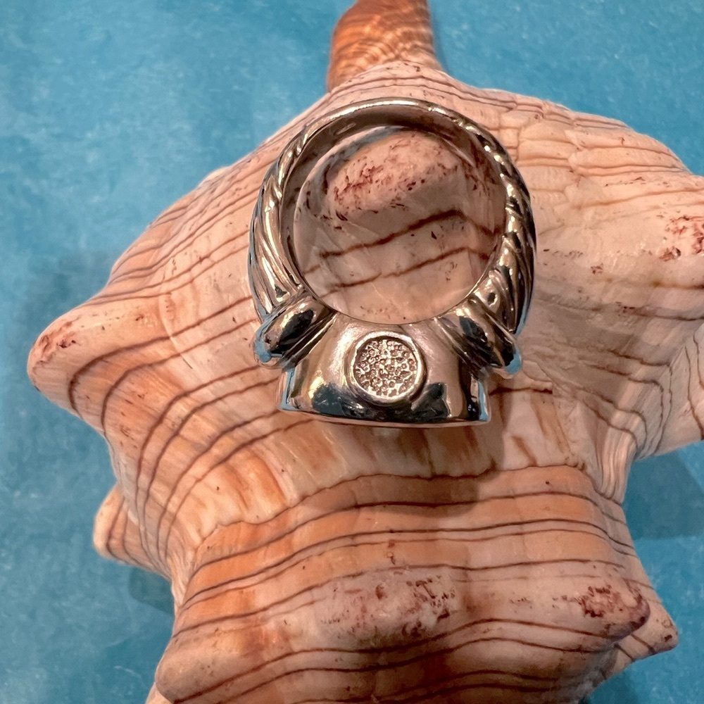 Sterling silver 925 topaz ring, weighs 12.26 grams - Picture 6 of 14